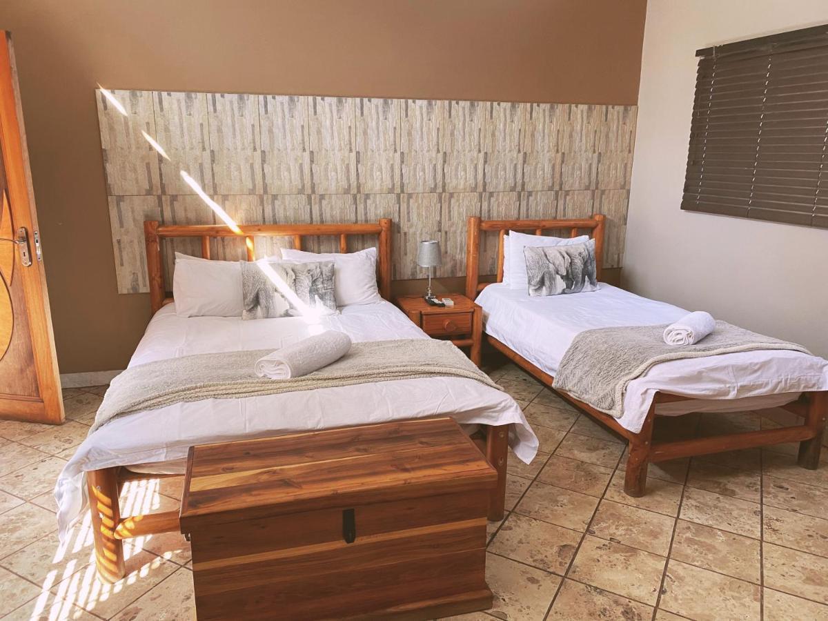 The Wilds Lodge Kuruman Ngoại thất bức ảnh
