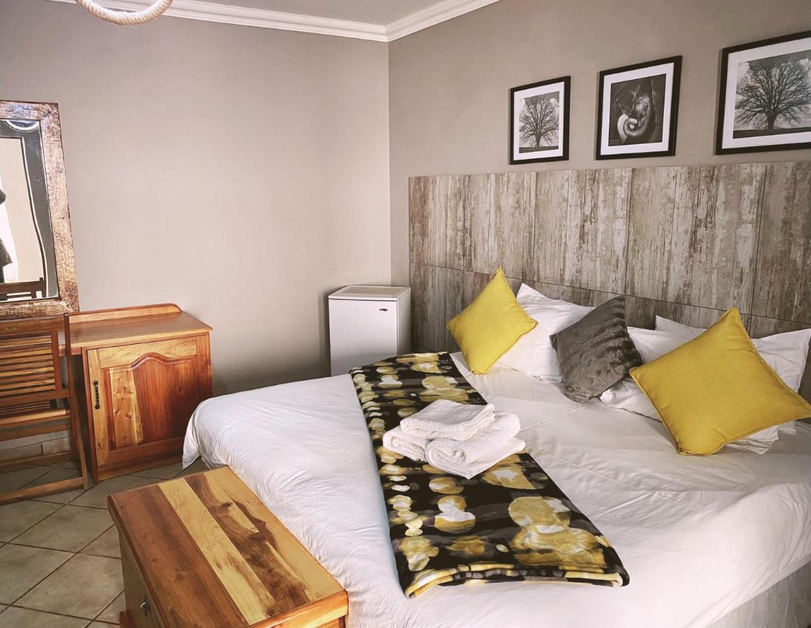 The Wilds Lodge Kuruman Ngoại thất bức ảnh