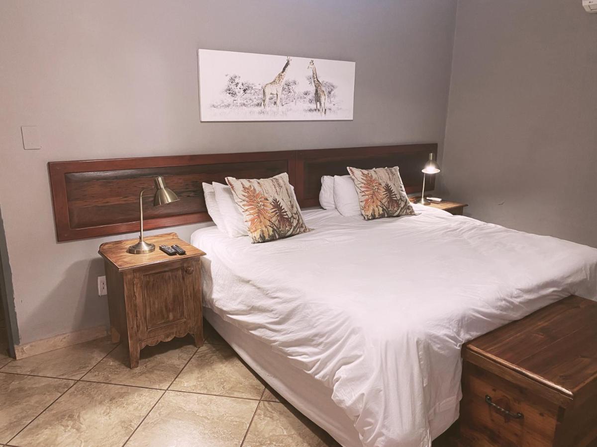 The Wilds Lodge Kuruman Ngoại thất bức ảnh